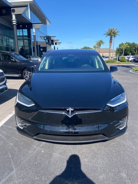 tesla model x 2017 5YJXCBE23HF047256 image